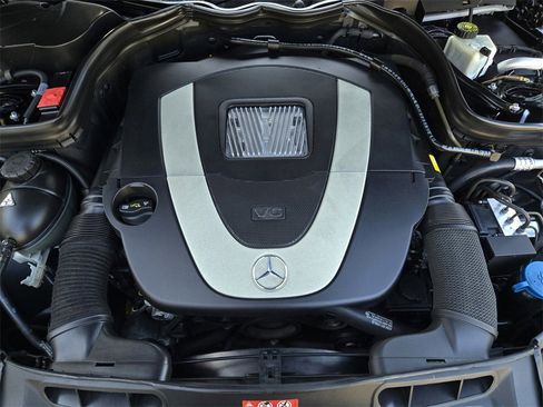 Used 2011 Mercedes-Benz C 350 Sport image 25