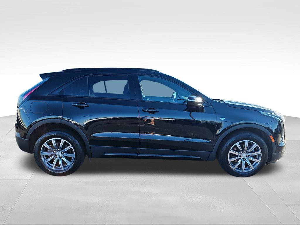 Used 2023 Cadillac XT4 Sport w/ Trailering Package AWD/4WD image 7