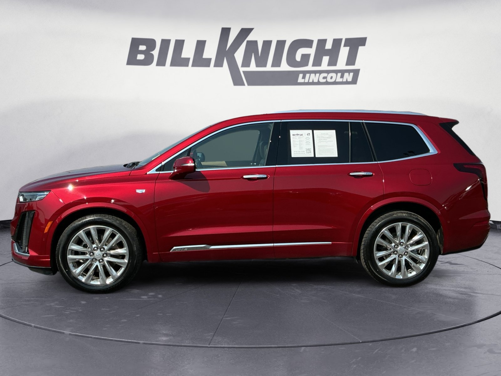 Used 2023 Cadillac XT6 Premium Luxury w/ Platinum Package FWD image 3