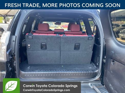 Used 2020 Lexus GX 460 Premium w/ Premium Package AWD/4WD image 13