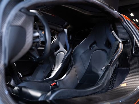 Used 2014 McLaren P1 image 15