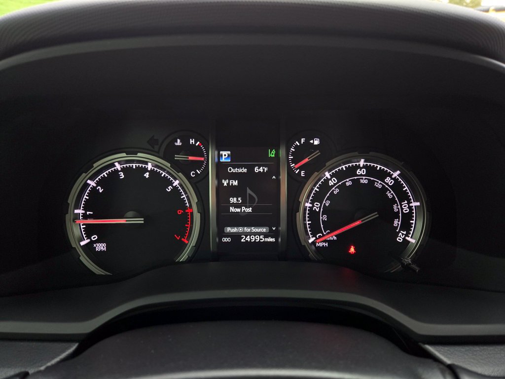 Used 2021 Toyota 4Runner Limited AWD/4WD image 19