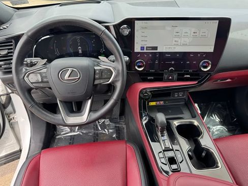 Used 2024 Lexus NX 350h AWD image 18
