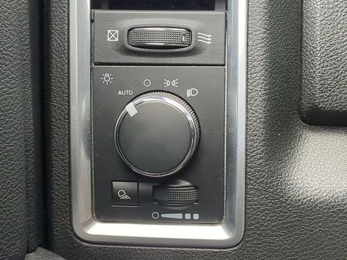 Used 2021 RAM 1500 Warlock AWD/4WD image 23