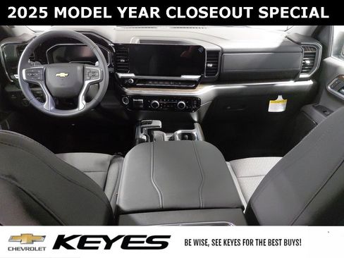 New 2025 Chevrolet Silverado 1500 LT image 3