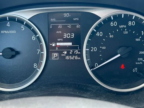 Used 2023 Nissan Kicks S FWD image 29
