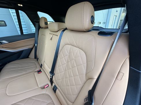 Used 2023 BMW X5 sDrive40i w/ M Sport Package RWD image 28