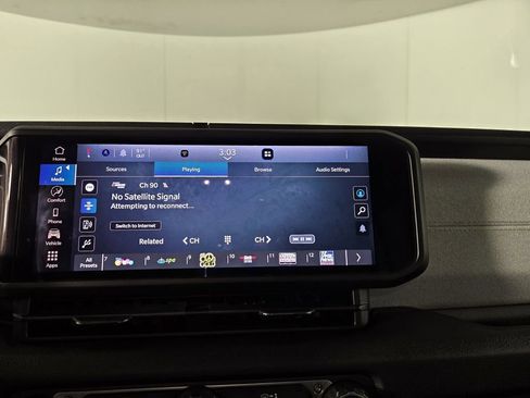 Certified 2025 Jeep Wrangler Willys image 20