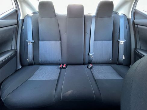 Used 2025 Nissan Sentra SV image 36