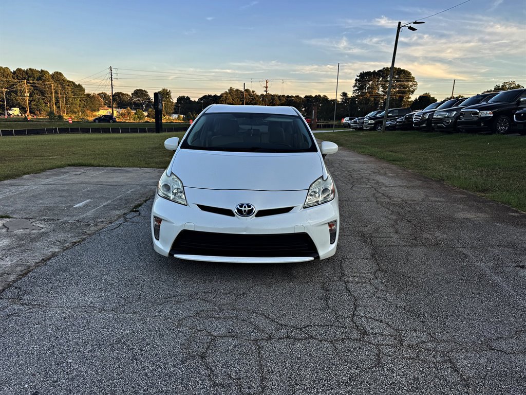 Used 2014 Toyota Prius Four FWD image 2