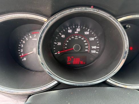 Used 2011 Kia Sorento EX FWD image 14
