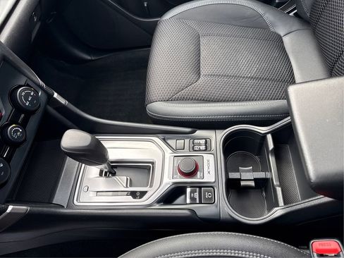 Used 2021 Subaru Forester Premium image 15