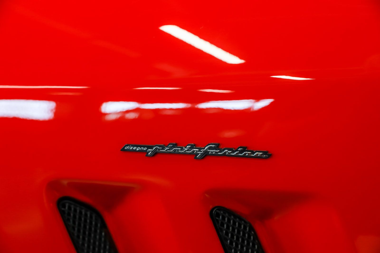 Used 2000 Ferrari 550 Maranello Coupe RWD image 23