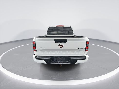 Used 2022 Nissan Frontier PRO-4X image 7