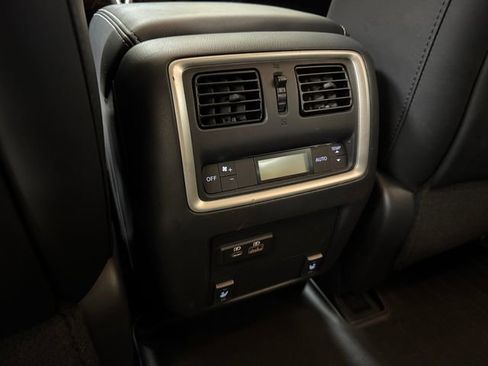 Used 2019 INFINITI QX60 Luxe w/ Sensory Package image 21