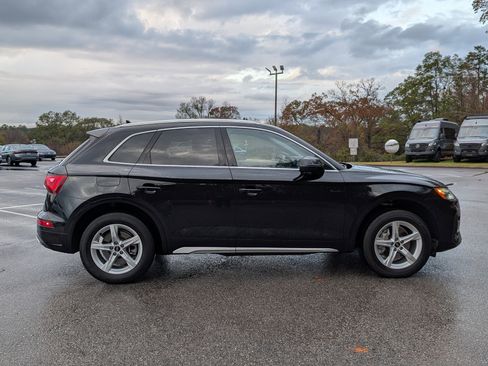 Used 2021 Audi Q5 Premium w/ Convenience Package image 10