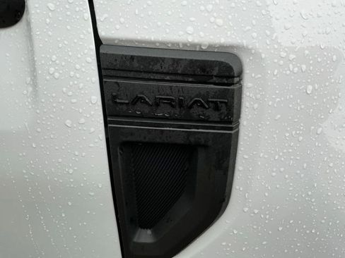 Used 2024 Ford Maverick Lariat w/ Black Appearance Package FWD image 9