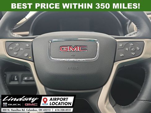 Used 2021 GMC Acadia Denali w/ Denali Ultimate Package image 11