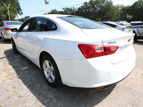 Used 2023 Chevrolet Malibu LS w/ Driver Confidence Package FWD image 8
