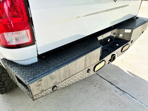 Used 2018 RAM 2500 Tradesman w/ Chrome Appearance Group AWD/4WD image 14