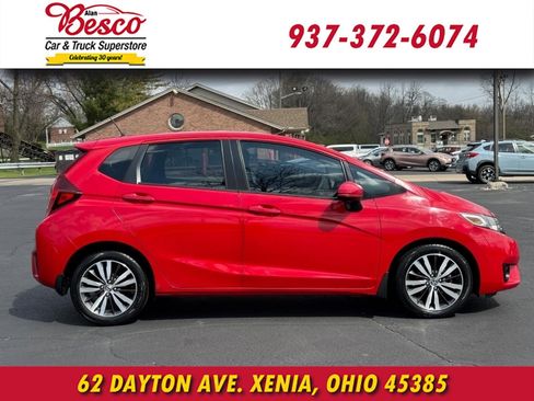 Used 2017 Honda Fit EX image 3