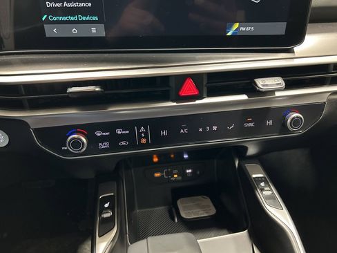 New 2026 Kia Sorento EX image 21