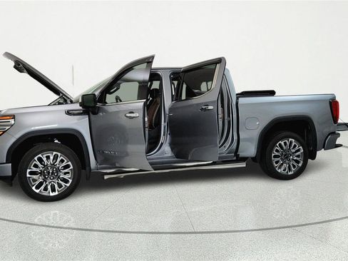 Used 2024 GMC Sierra 1500 Denali Ultimate AWD/4WD image 6