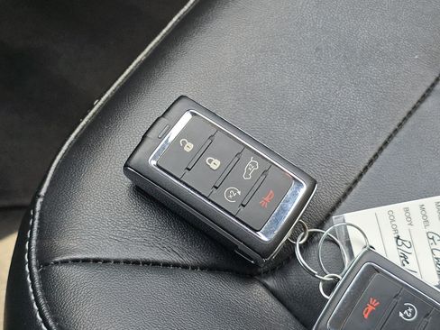 Used 2022 Jeep Grand Cherokee L Limited AWD/4WD image 37