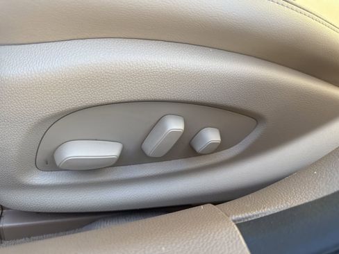 Used 2016 Cadillac ATS Luxury w/ Safety and Security Package image 19