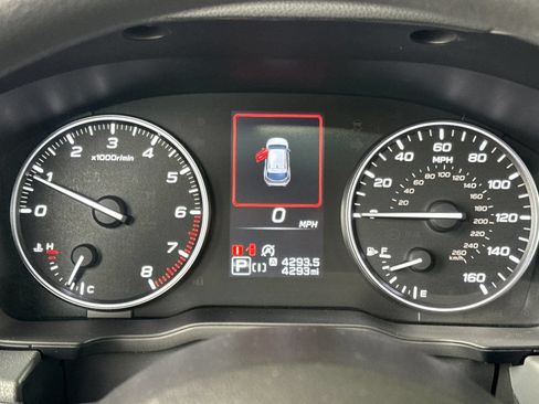 Certified 2025 Subaru Crosstrek 2.5i Premium AWD/4WD image 27