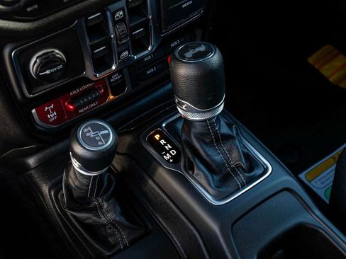 New 2026 Jeep Wrangler Unlimited Sport image 25