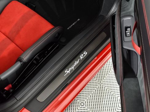 Certified 2024 Porsche 718 Boxster Spyder RS w/ Weissach Package image 19