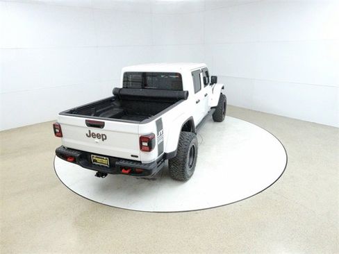 Used 2020 Jeep Gladiator Rubicon image 18