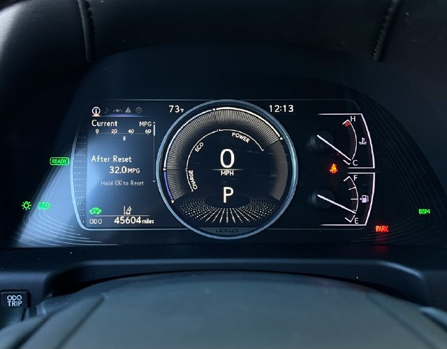 Used 2020 Lexus ES 300h w/ Premium Package FWD image 19