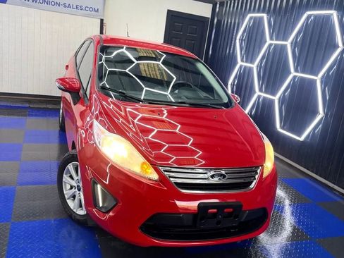 Used 2013 Ford Fiesta SE image 8