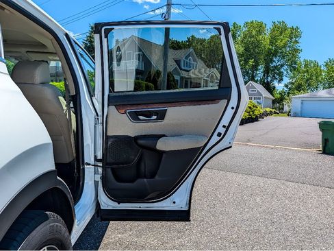 Used 2021 Honda CR-V EX image 12