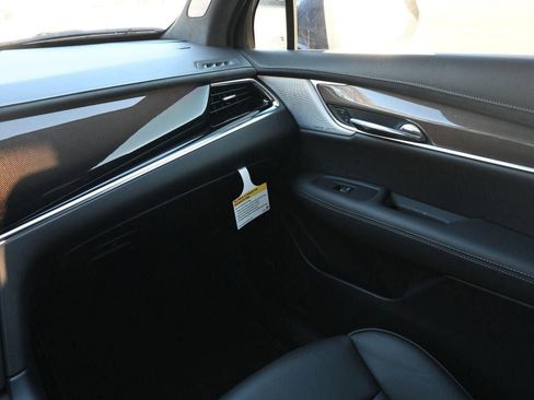 New 2025 Cadillac XT6 Sport w/ Platinum Package image 83