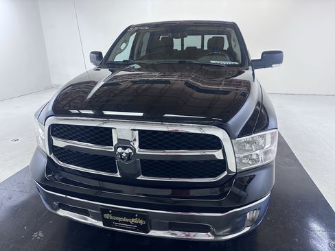 Used 2019 RAM 1500 Classic SLT w/ Luxury Group AWD/4WD image 5