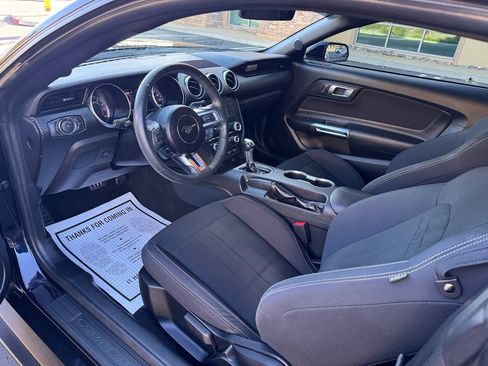 Used 2021 Ford Mustang Coupe RWD image 11
