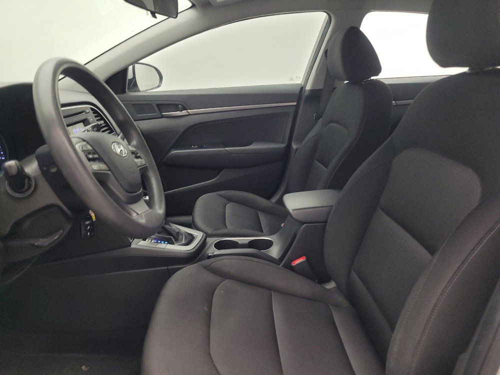 Used 2018 Hyundai Elantra SE FWD image 17