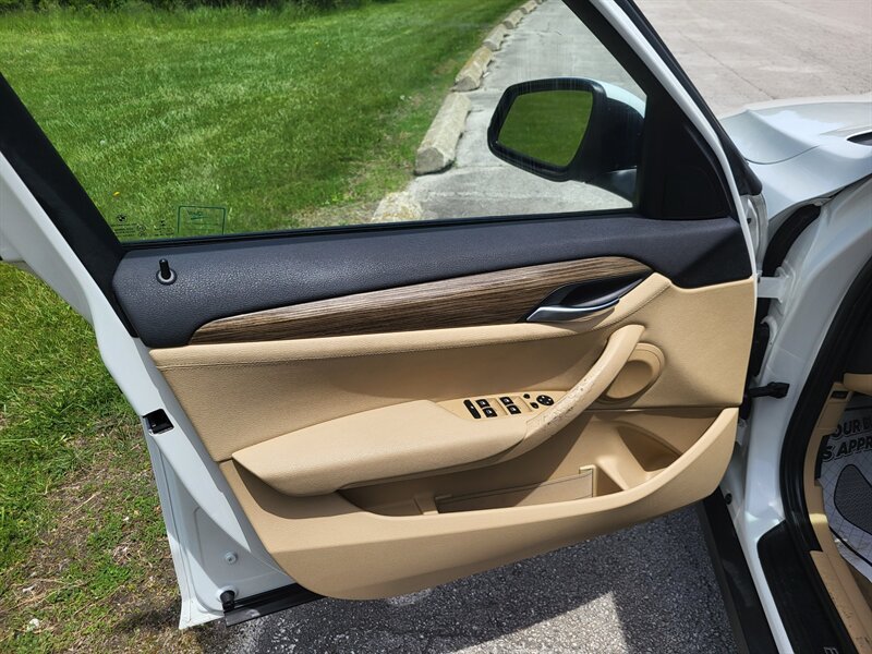 Used 2015 BMW X1 xDrive28i AWD/4WD image 26