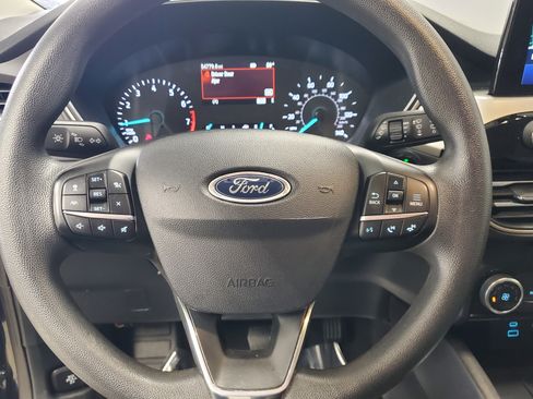 Used 2022 Ford Escape SE FWD image 23