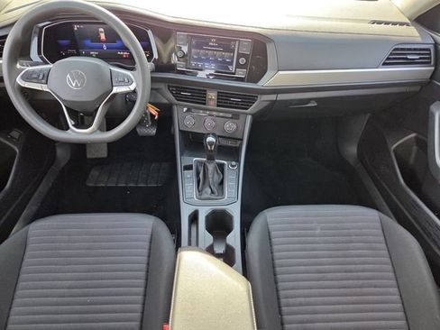 Used 2022 Volkswagen Jetta S FWD image 12