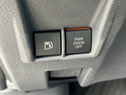 Used 2024 Toyota Sienna XSE w/ XSE Plus Package image 30