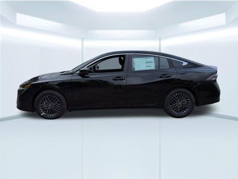 New 2026 Nissan Sentra SV w/ SV Convenience Package FWD image 2