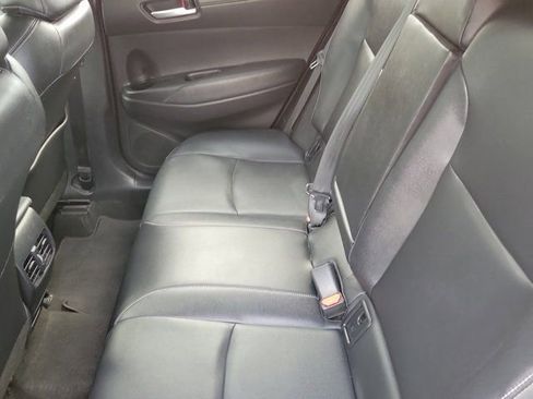 Used 2023 Toyota Corolla Cross XLE w/ Convenience Package FWD image 14