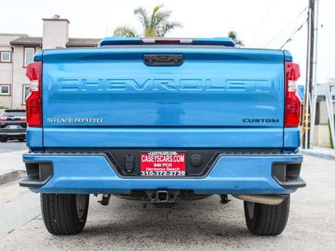 Used 2022 Chevrolet Silverado 1500 Custom image 5