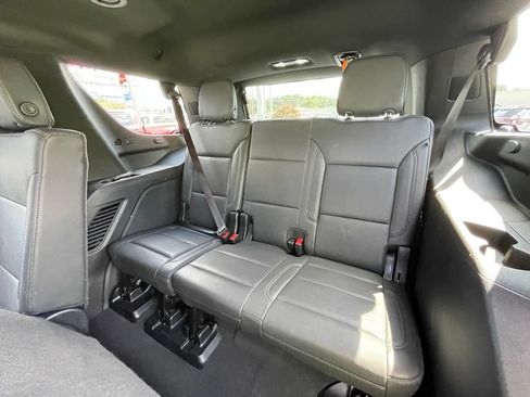 Used 2025 Chevrolet Tahoe LT AWD/4WD image 18