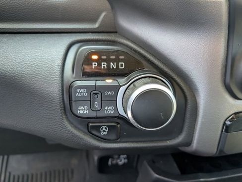 Used 2019 RAM 1500 Big Horn AWD/4WD image 4