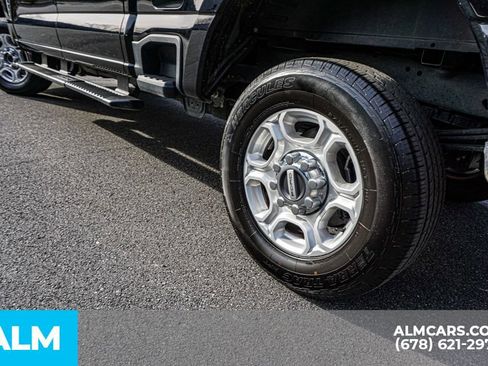 Used 2025 Ford F250 XLT image 15